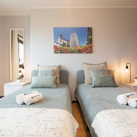Cozy Sunny Flat W/ Terrace - Sao Joao *